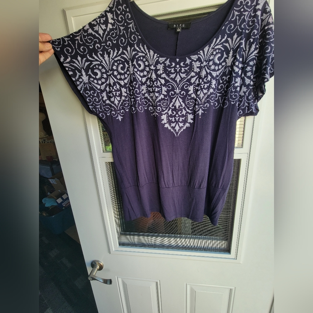 Women's Navy Blue Top with White Pattern